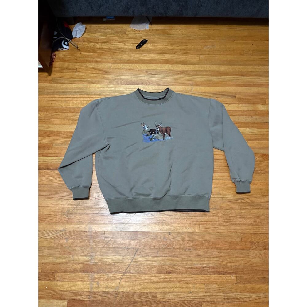 Vintage Deer & Duck Hunting Scene Crewneck Sweatshirt – Olive Green – Size XL